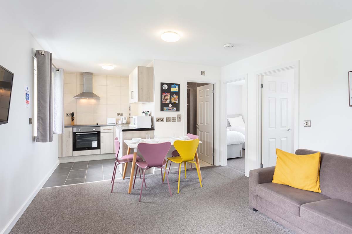 Coasteering Baggy Point, Croyde